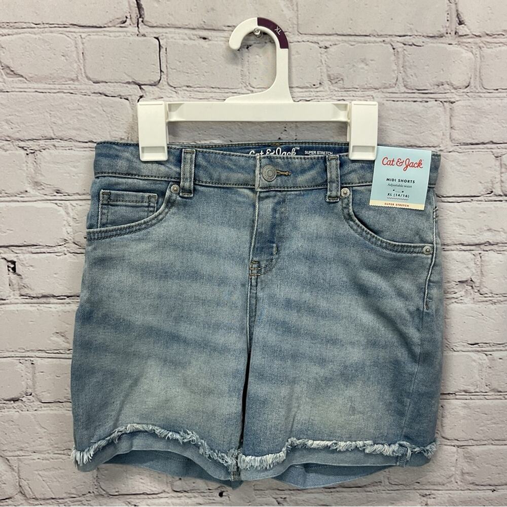 Cat & Jack Jean Shorts Girls Size XL (14/16) Midi Super Stretch Fraying Beachy